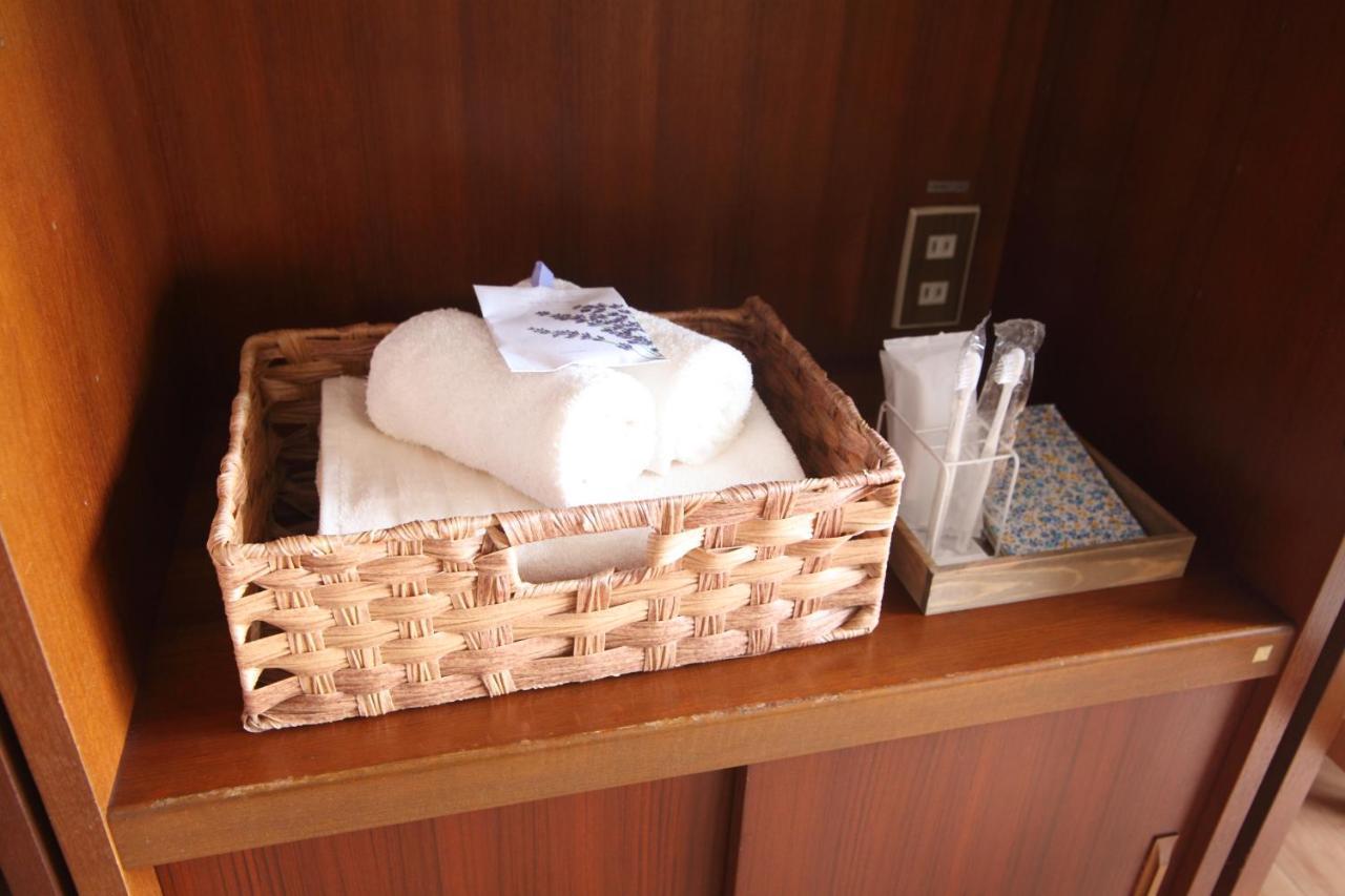 Guest House Futaba Осака Экстерьер фото